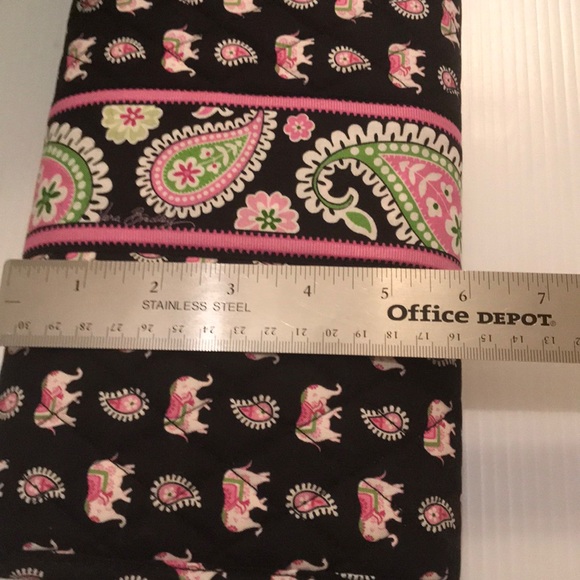 NWT Vera Bradley Pink Elephant CD/DVD  Holder -case VERY RARE!! - Picture 7 of 8
